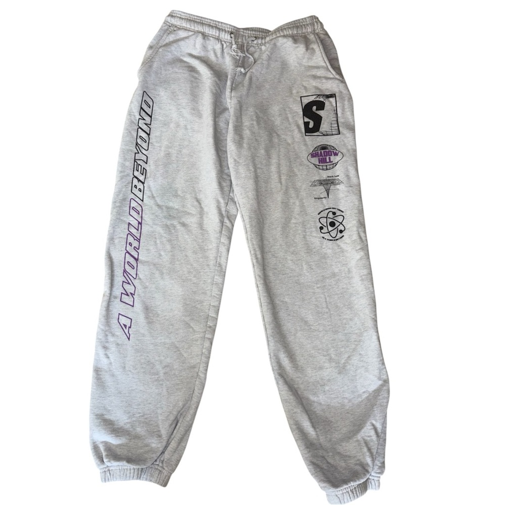 Shadow Hill - A world beyond Sweatpants